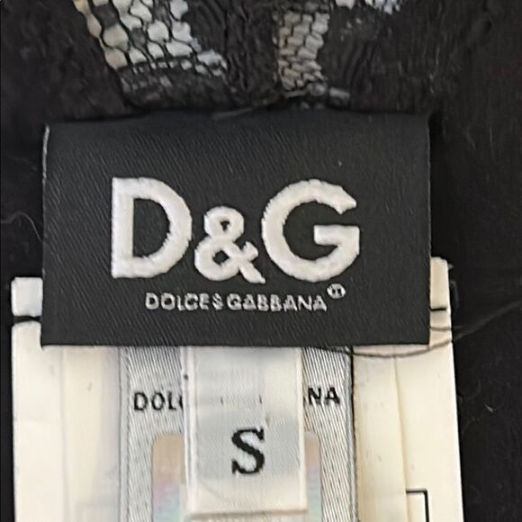 D&G  Black Lace Women's Top size Small - Picture 5 of 5